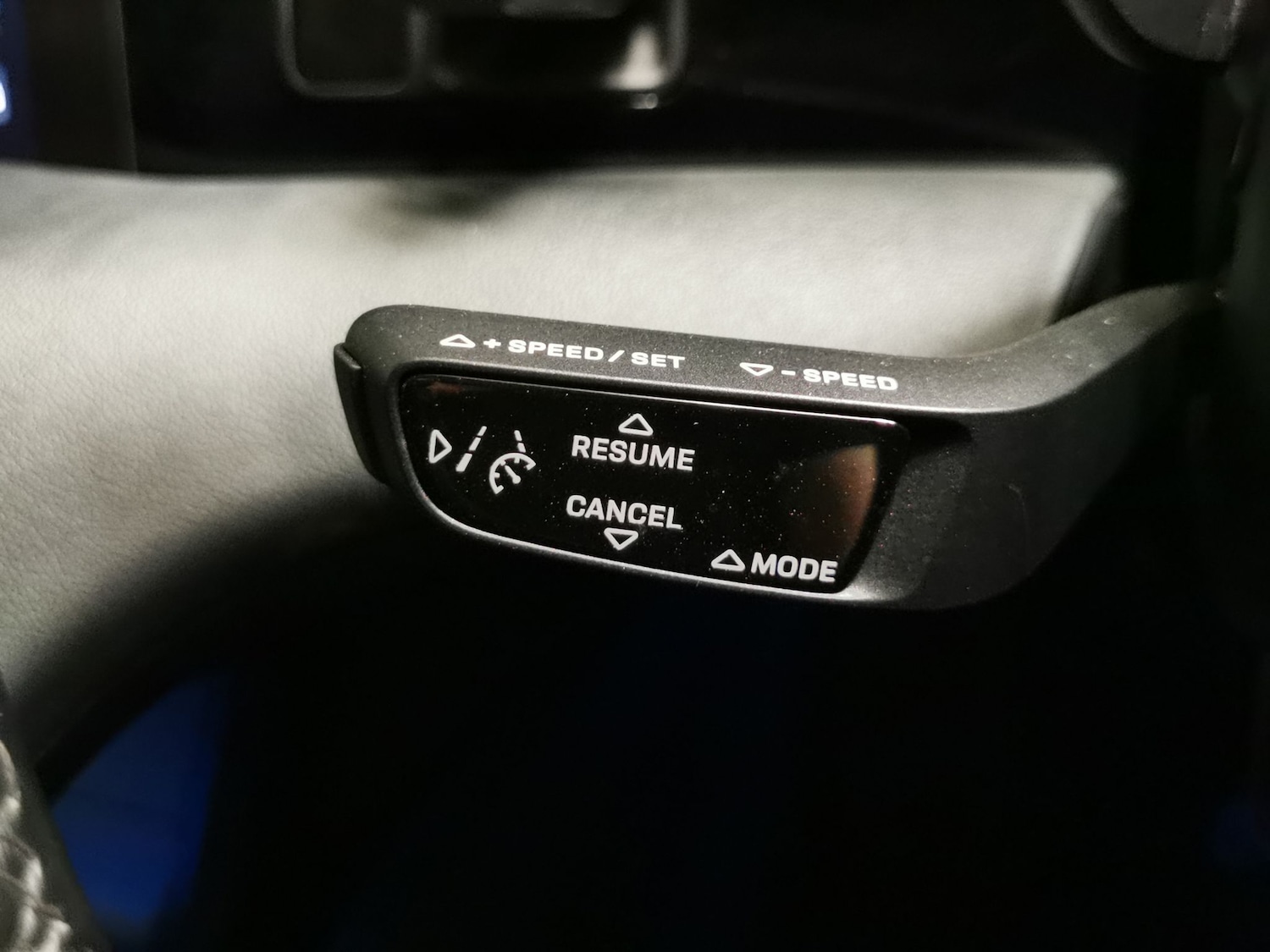 Used Porsche Taycan 2022 for sale - 77013301: Photo 18