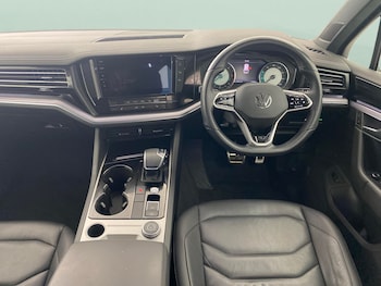 Used Volkswagen Touareg 2022 for sale - 77392446: Photo