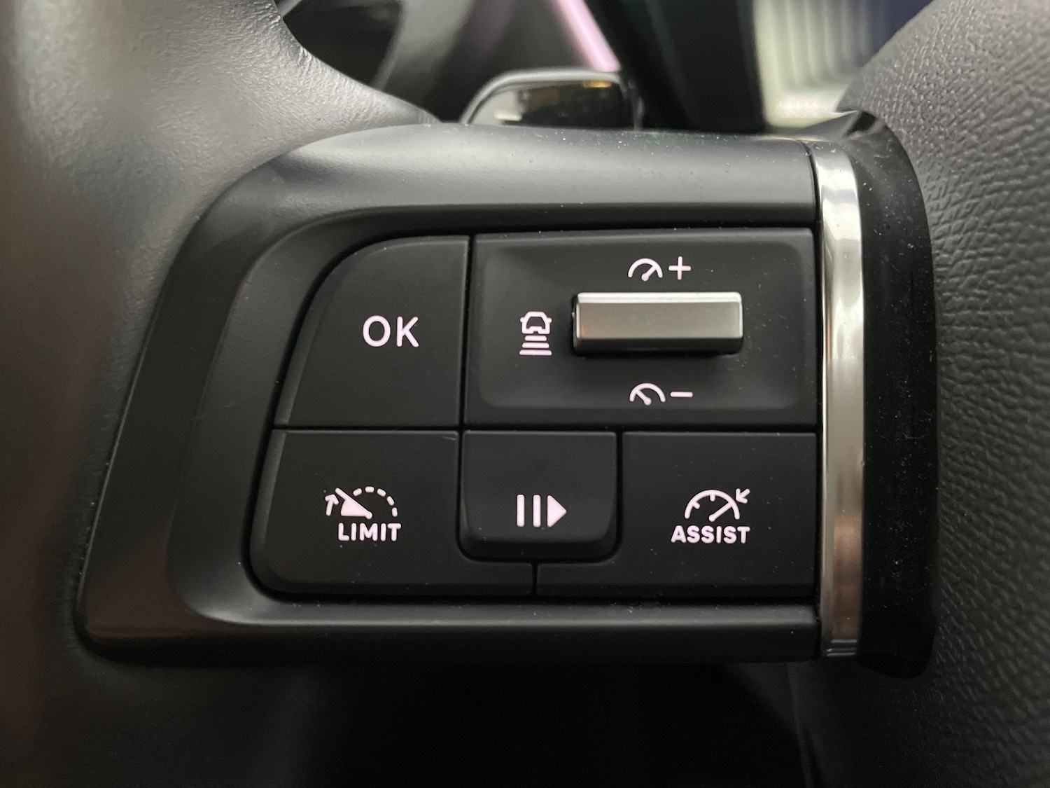 Used Citroen C5 X 2023 for sale - 76464120: Photo 32