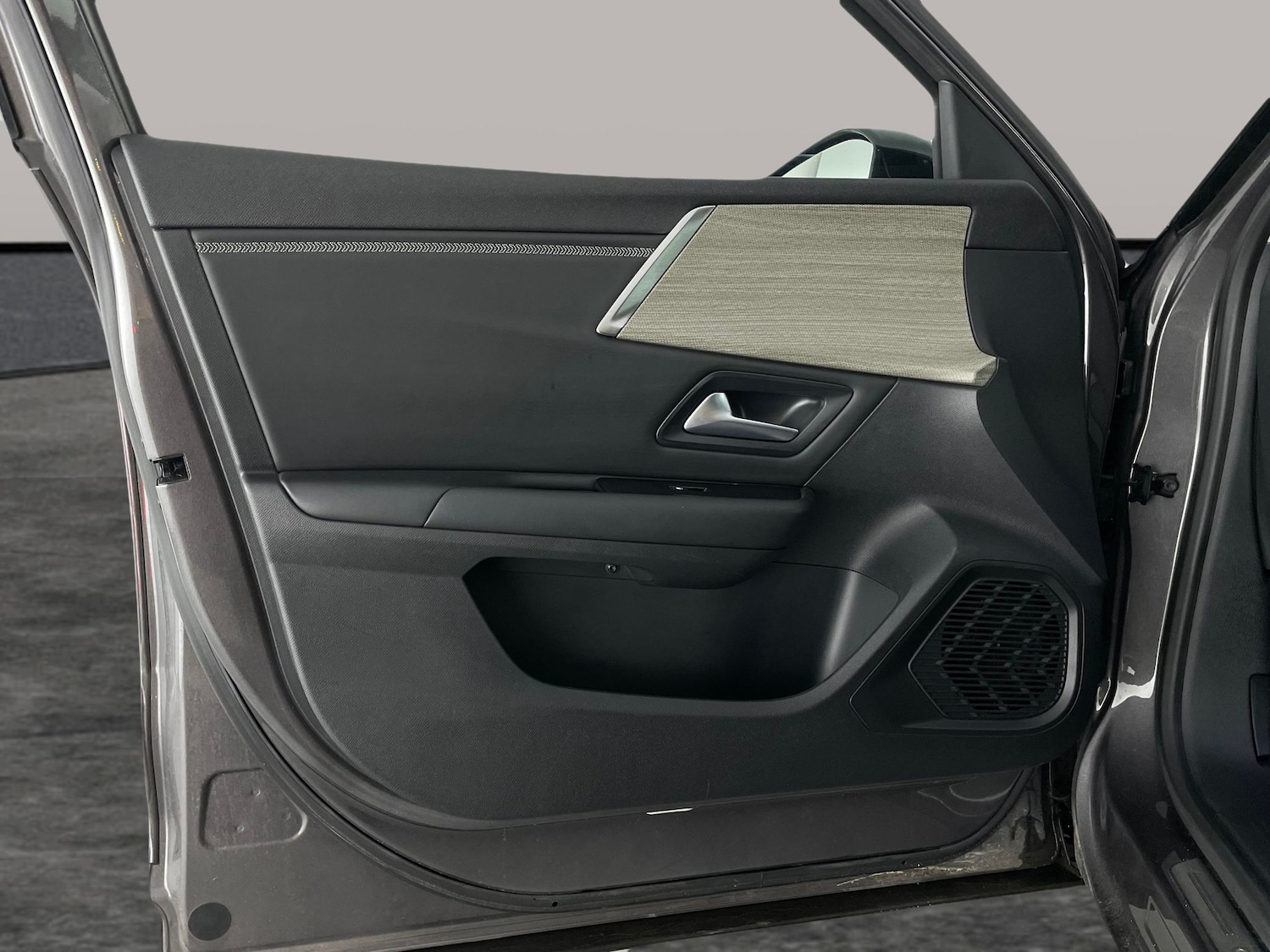 Used Citroen C5 X 2023 for sale - 76464120: Photo 43