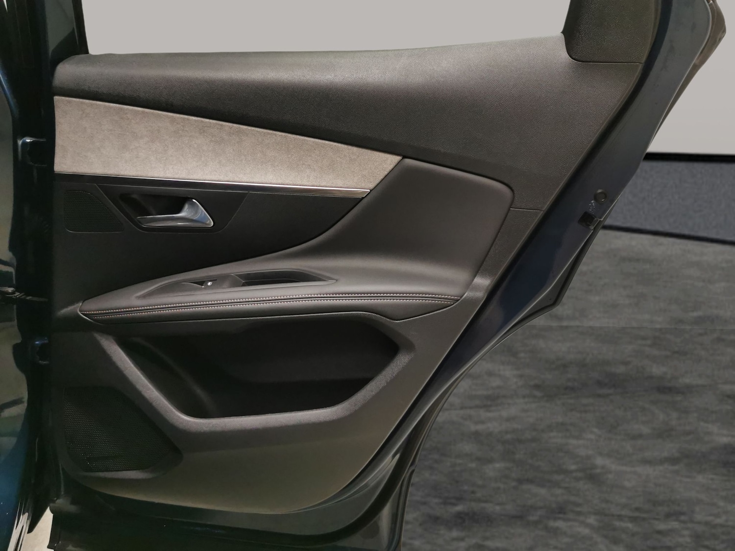 Used Peugeot 3008 2024 for sale - 77232705: Photo 26