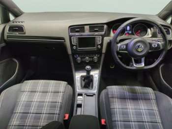 Used Volkswagen Golf 2015 for sale - 75321431: Photo