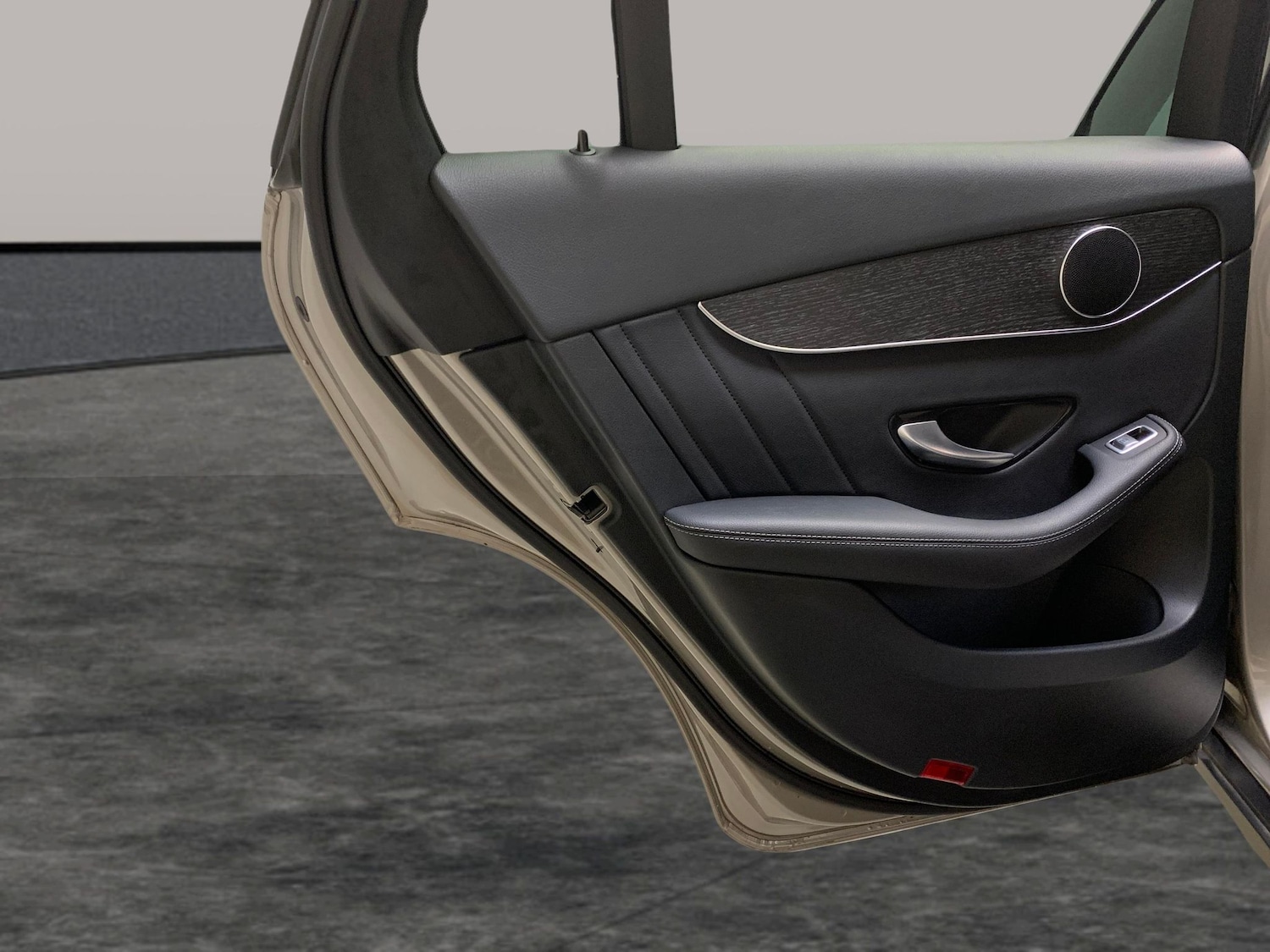 Used Mercedes-Benz GLC 2020 for sale - 76526622: Photo 26