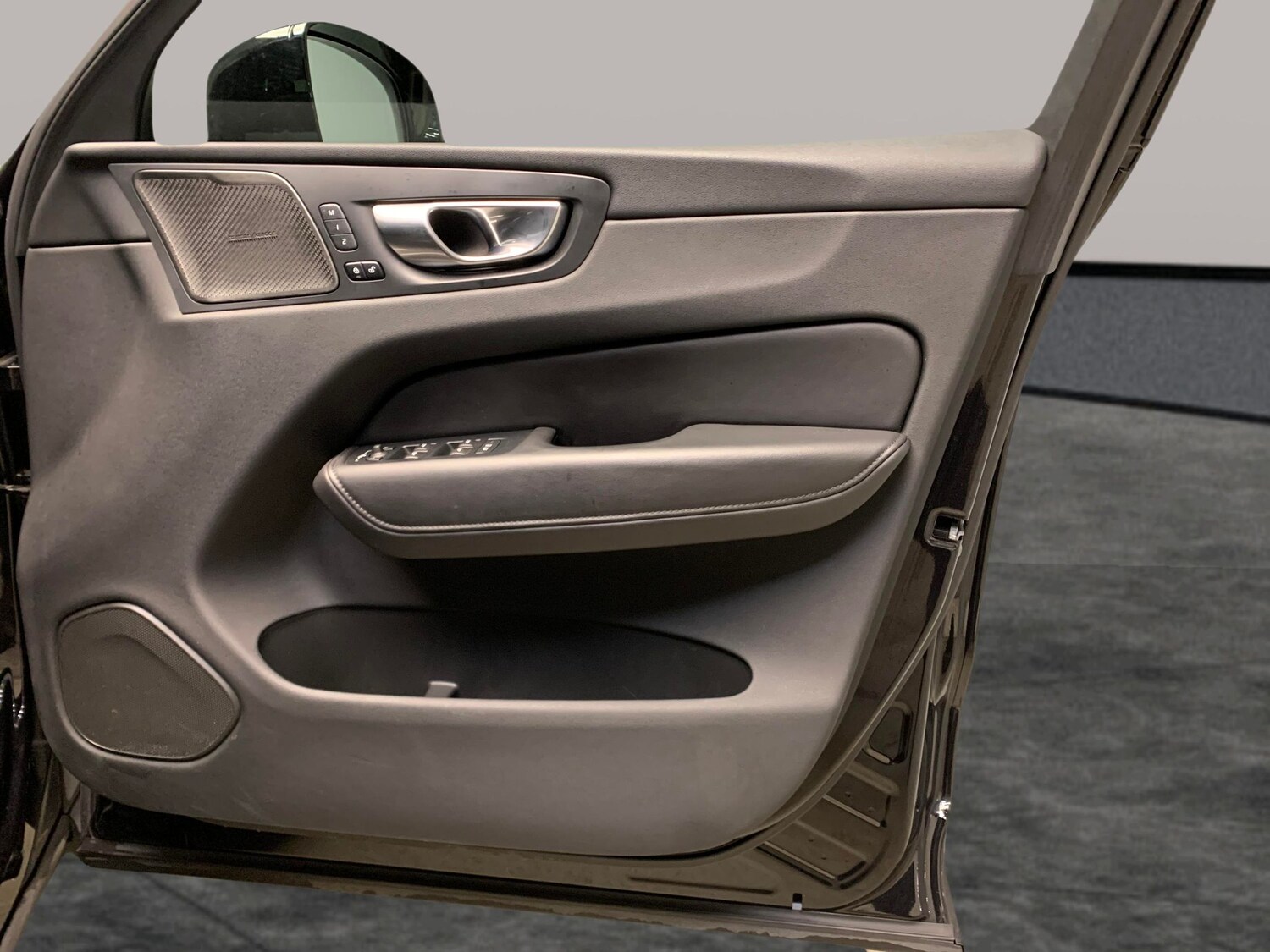 Used Volvo XC60 for sale - 77245952: Photo 29