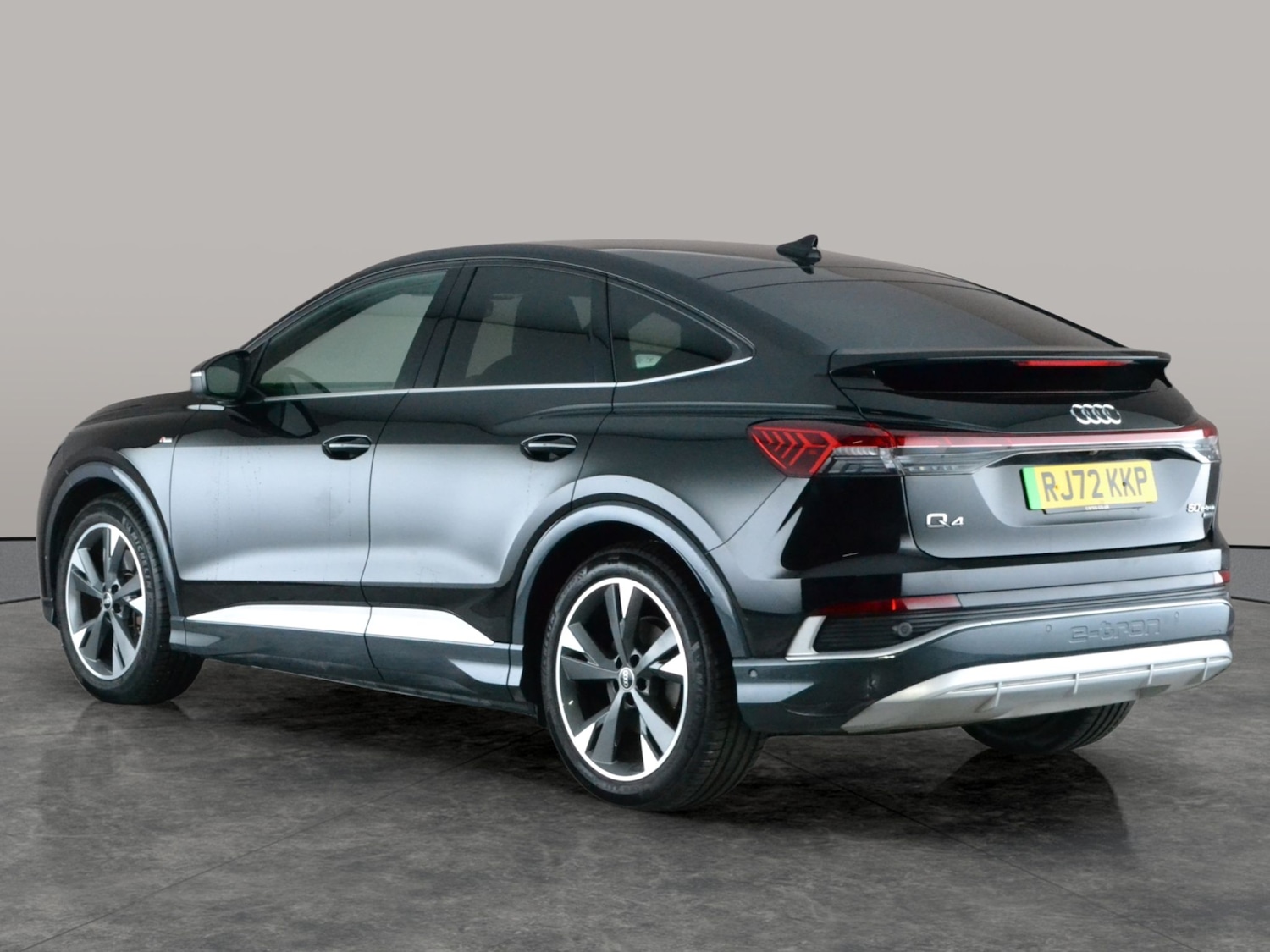 Used Audi Q4 e-tron 2022 for sale - 77047958: Photo 11