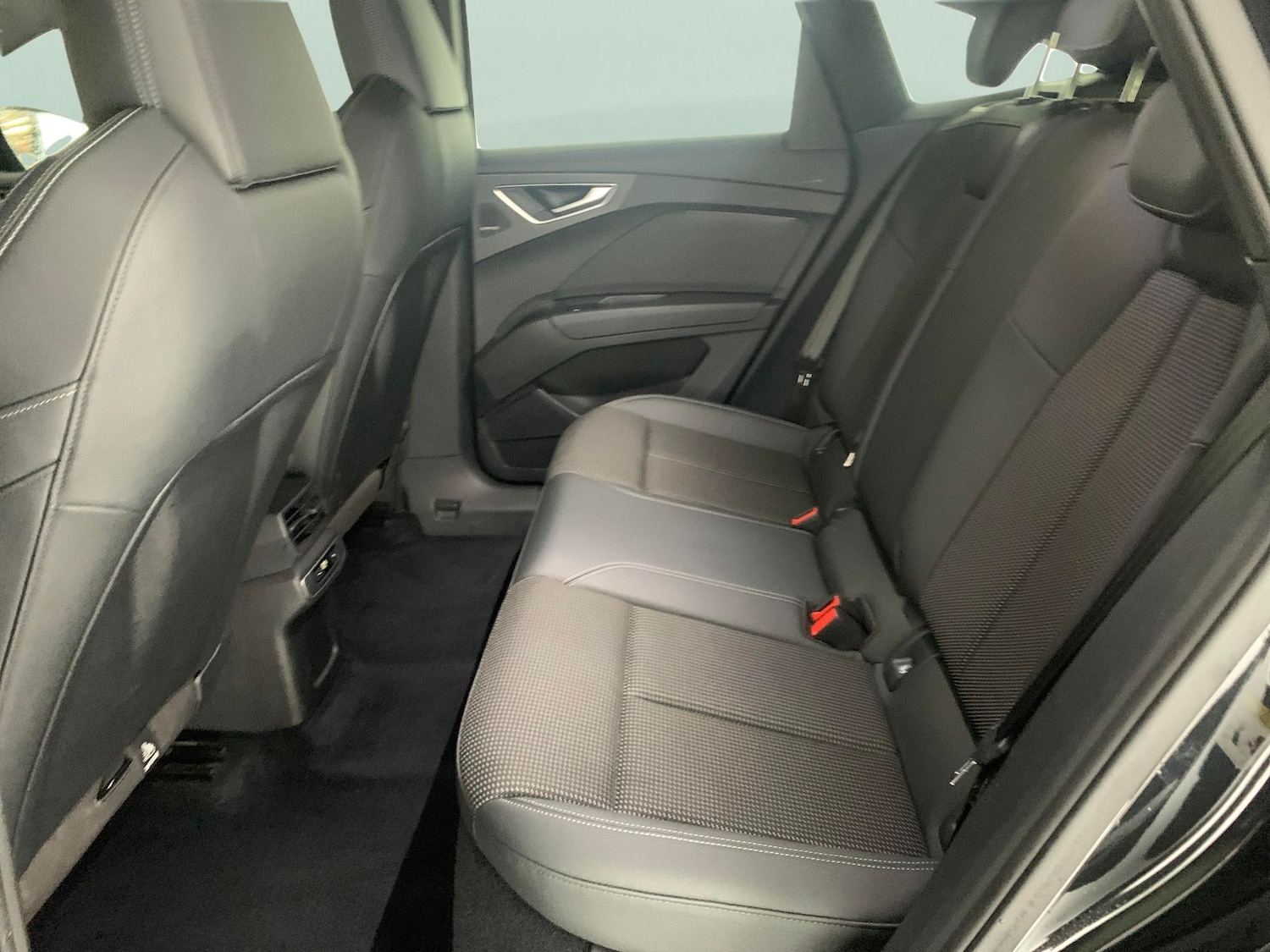 Used Audi Q4 e-tron 2022 for sale - 77047958: Photo 27