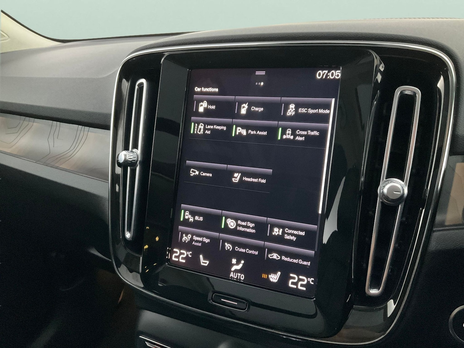 Used Volvo XC40 2022 for sale - 76577892: Photo 27