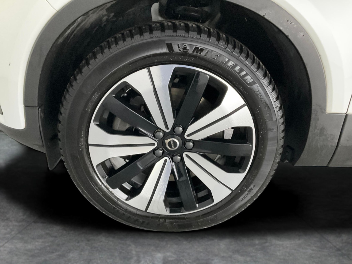 Used Volvo XC40 2022 for sale - 76577892: Photo 31