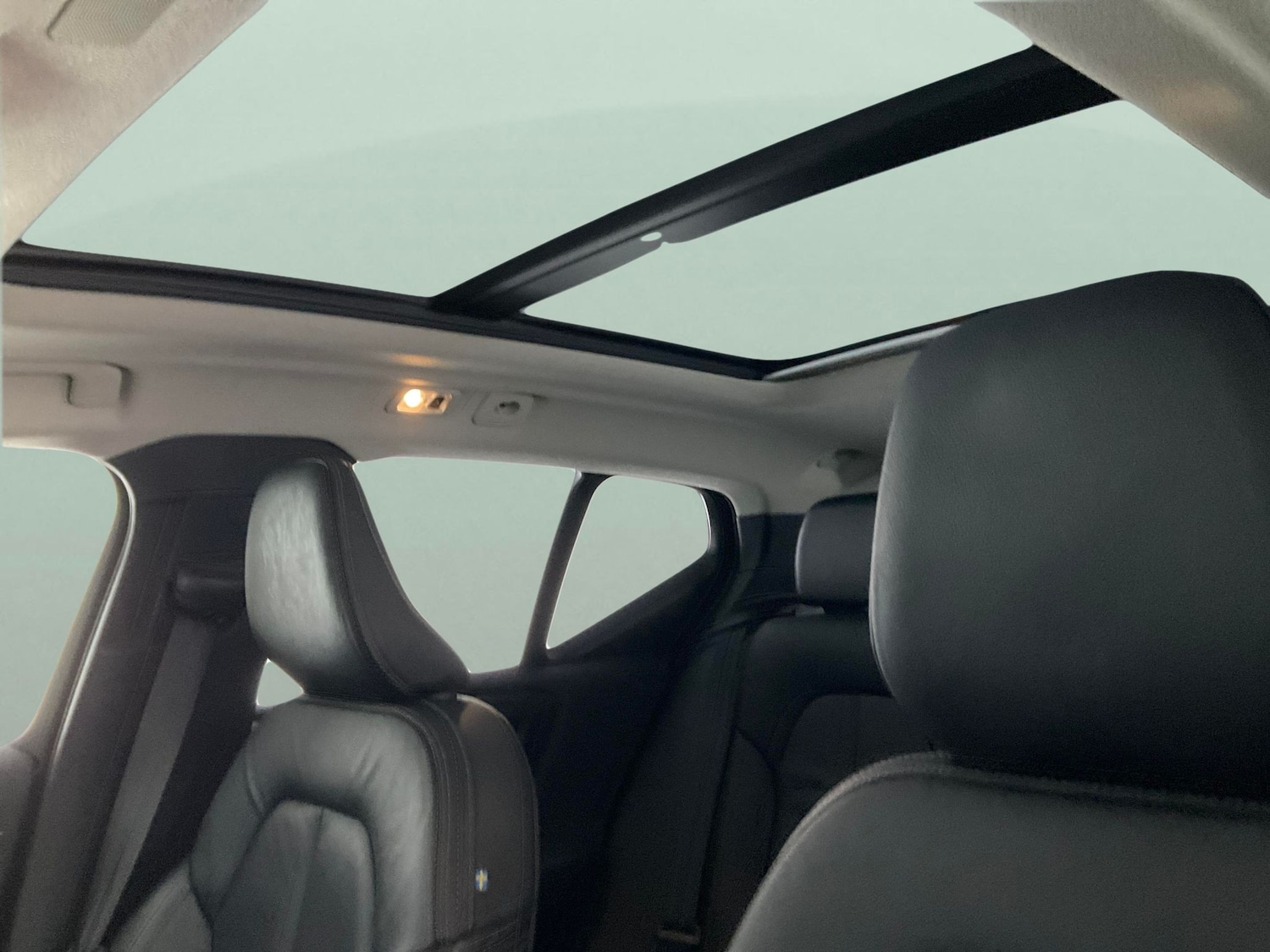 Used Volvo XC40 2022 for sale - 76577892: Photo 5