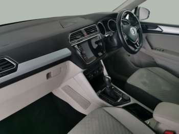 Used Volkswagen Tiguan 2018 for sale - 74897892: Photo