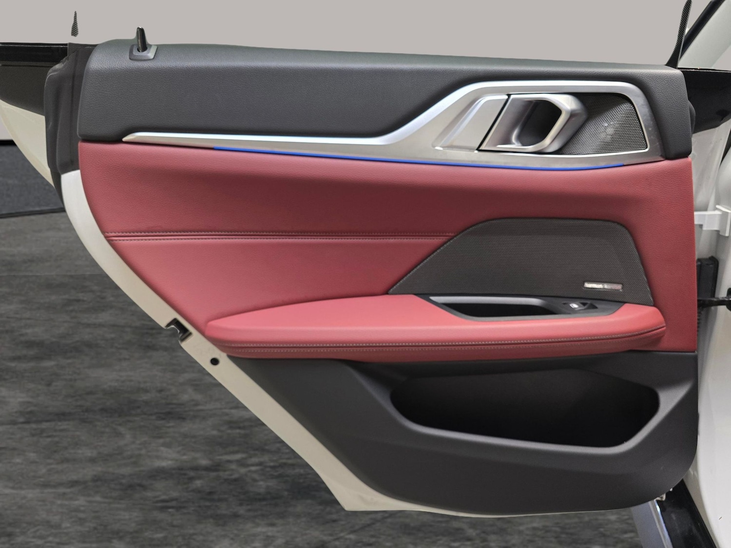Vehicle 33