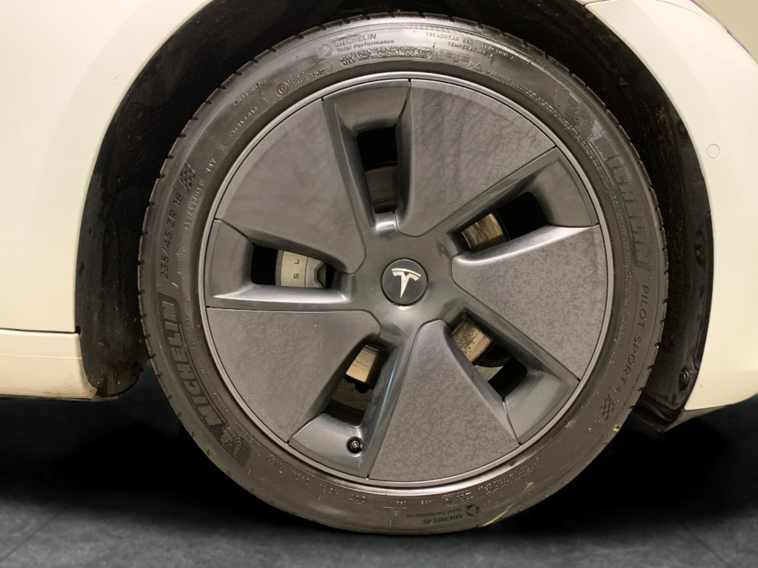 Used Tesla Model 3 2020 for sale - 76141166: Photo 32