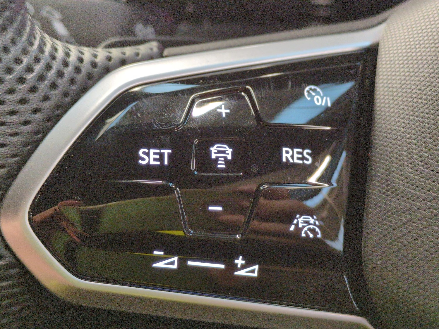 Used Volkswagen Golf 2023 for sale - 76941213: Photo 21