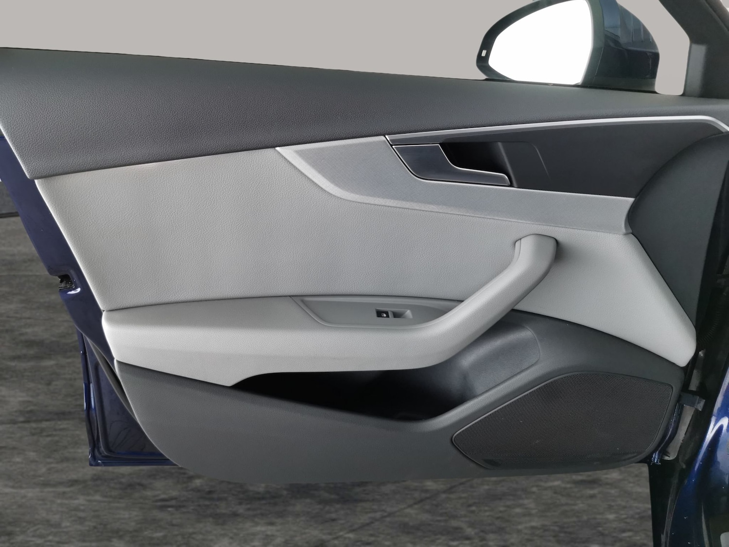 Used Audi A4 Avant 2019 for sale - 76803929: Photo 26