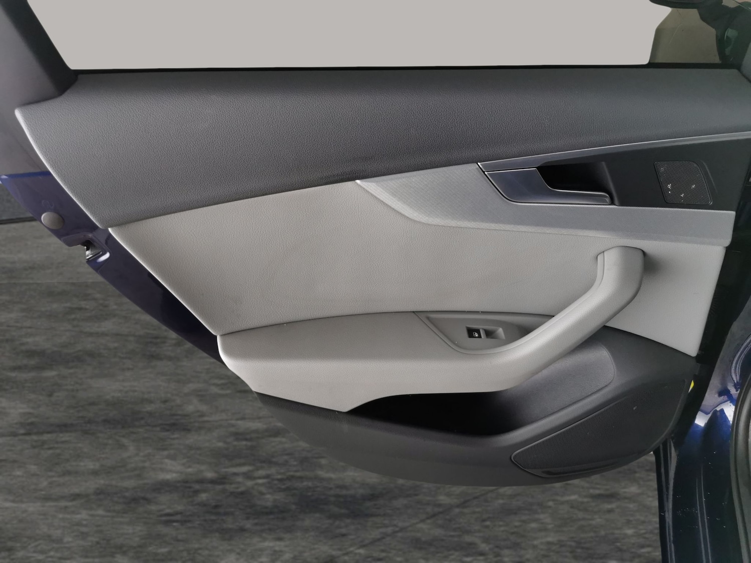 Used Audi A4 Avant 2019 for sale - 76803929: Photo 27