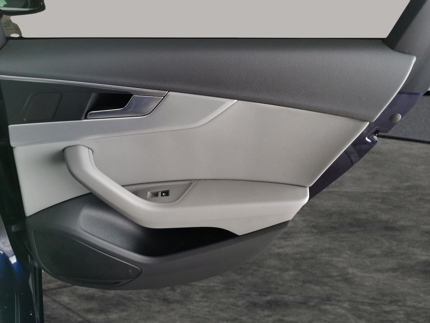 Used Audi A4 Avant 2019 for sale - 76803929: Photo 28