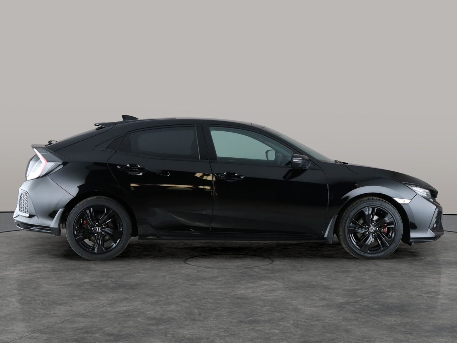 Used Honda Civic 2019 for sale - 76477667: Photo 9