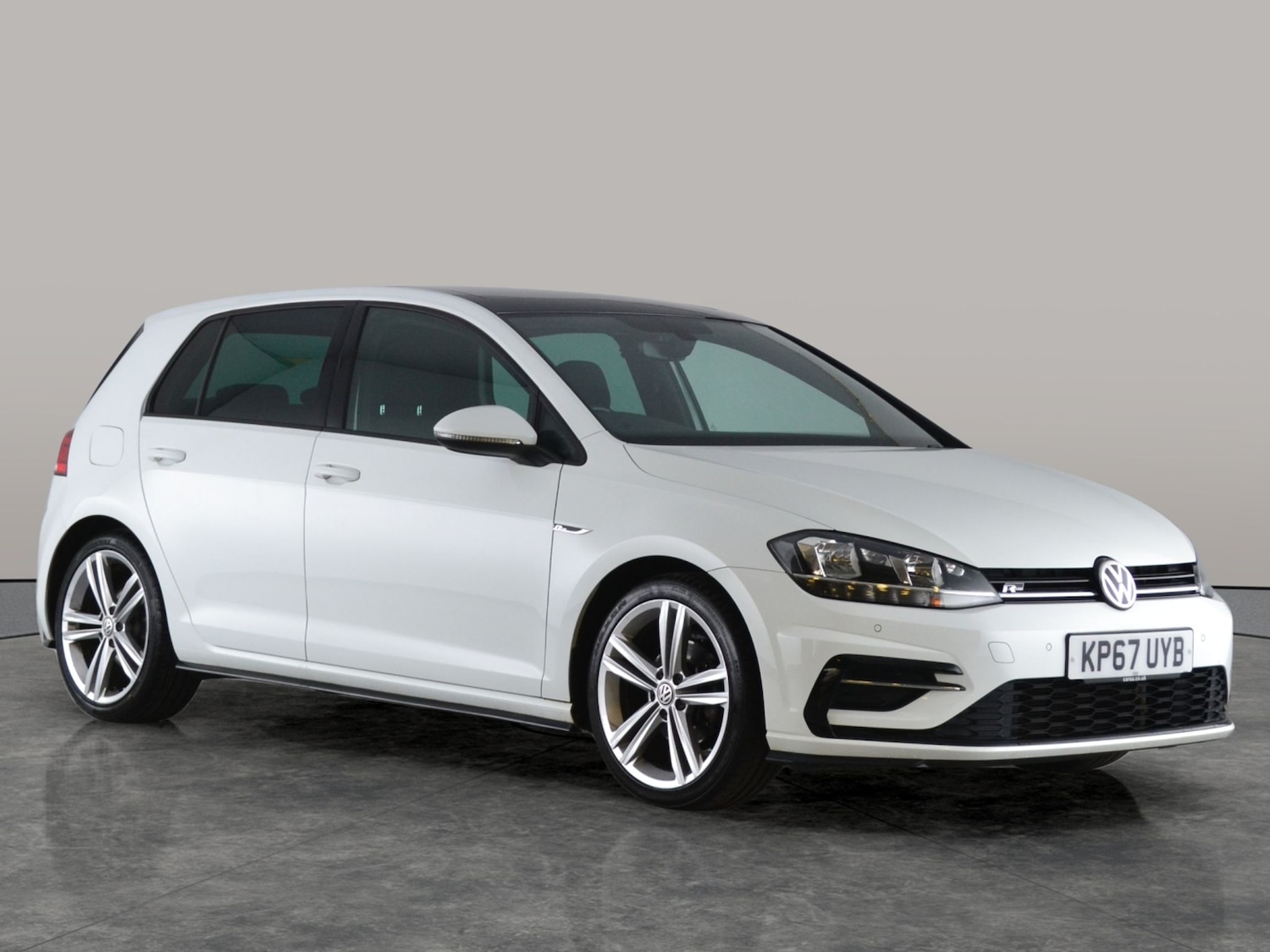 Used Volkswagen Golf 2017 for sale - 76505395: Photo 12