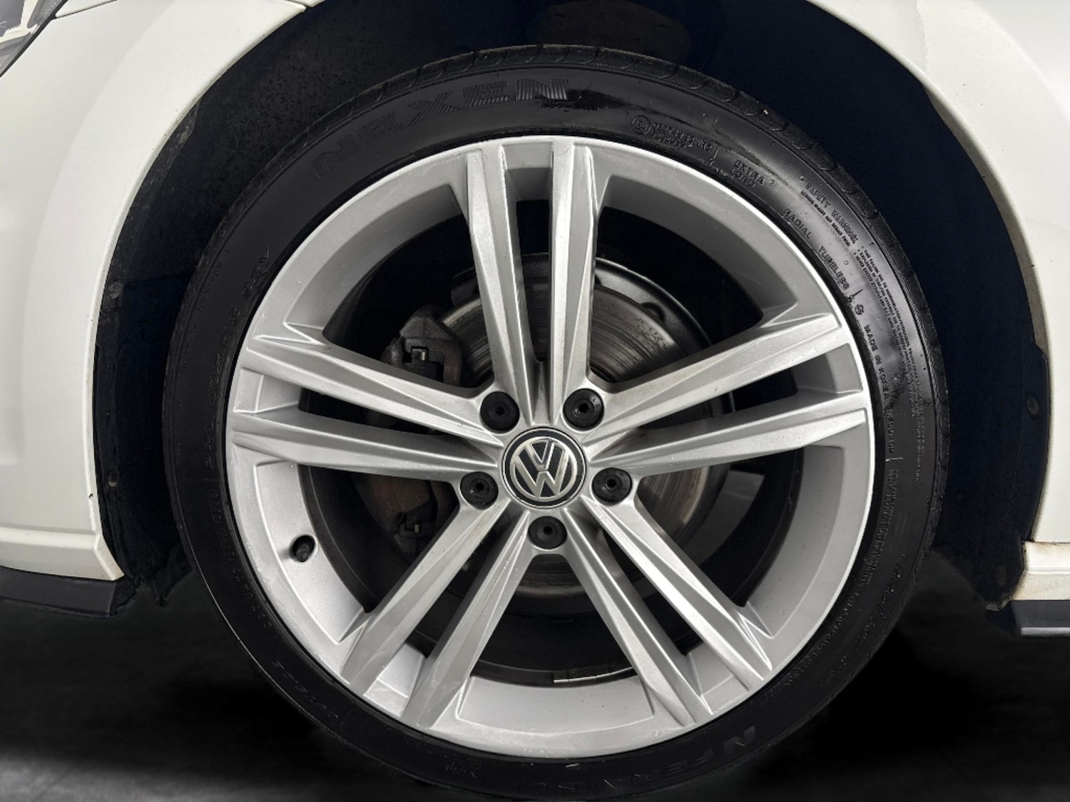 Used Volkswagen Golf 2017 for sale - 76505395: Photo 25