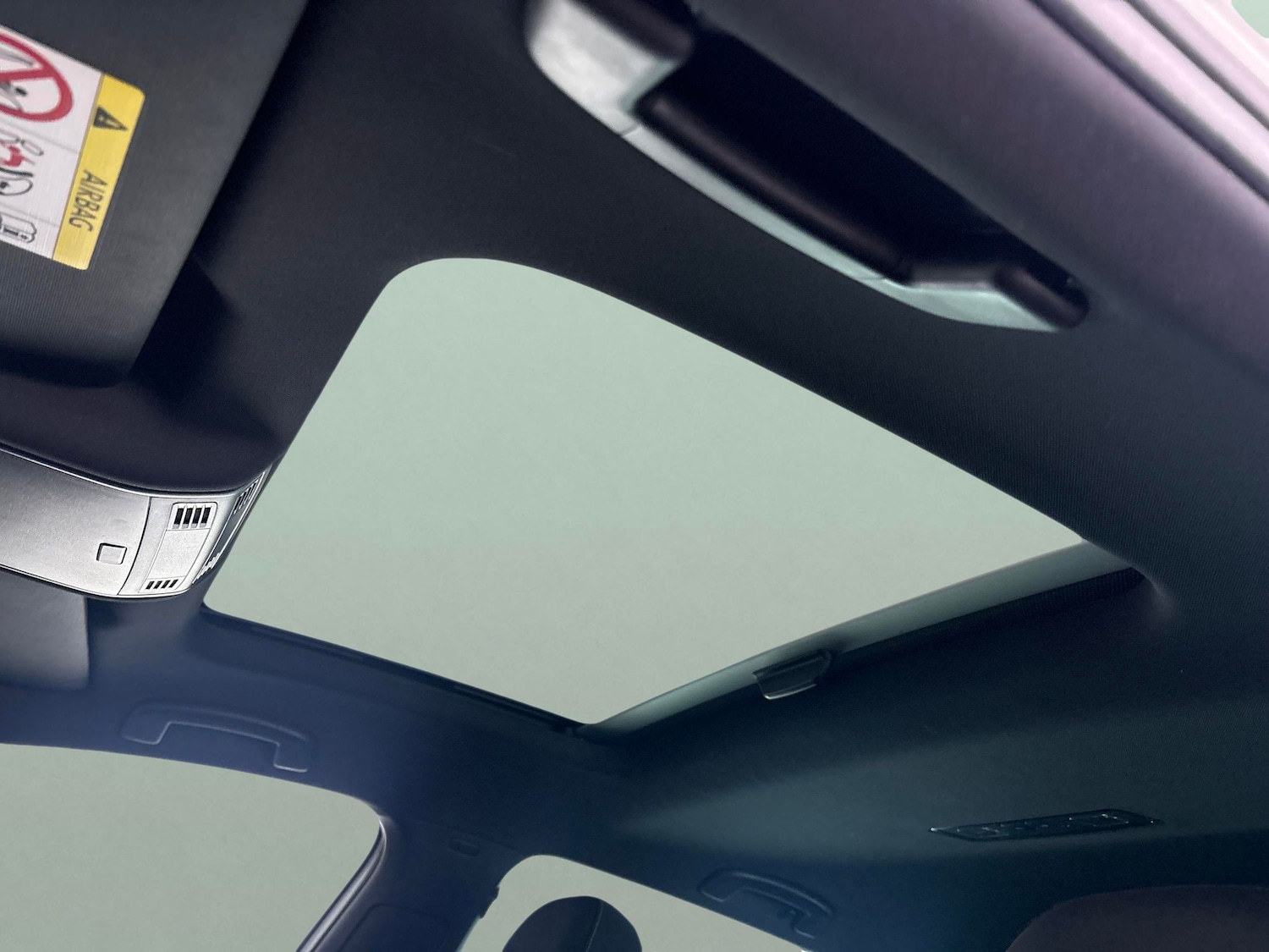 Used Volkswagen Golf 2017 for sale - 76505395: Photo 5