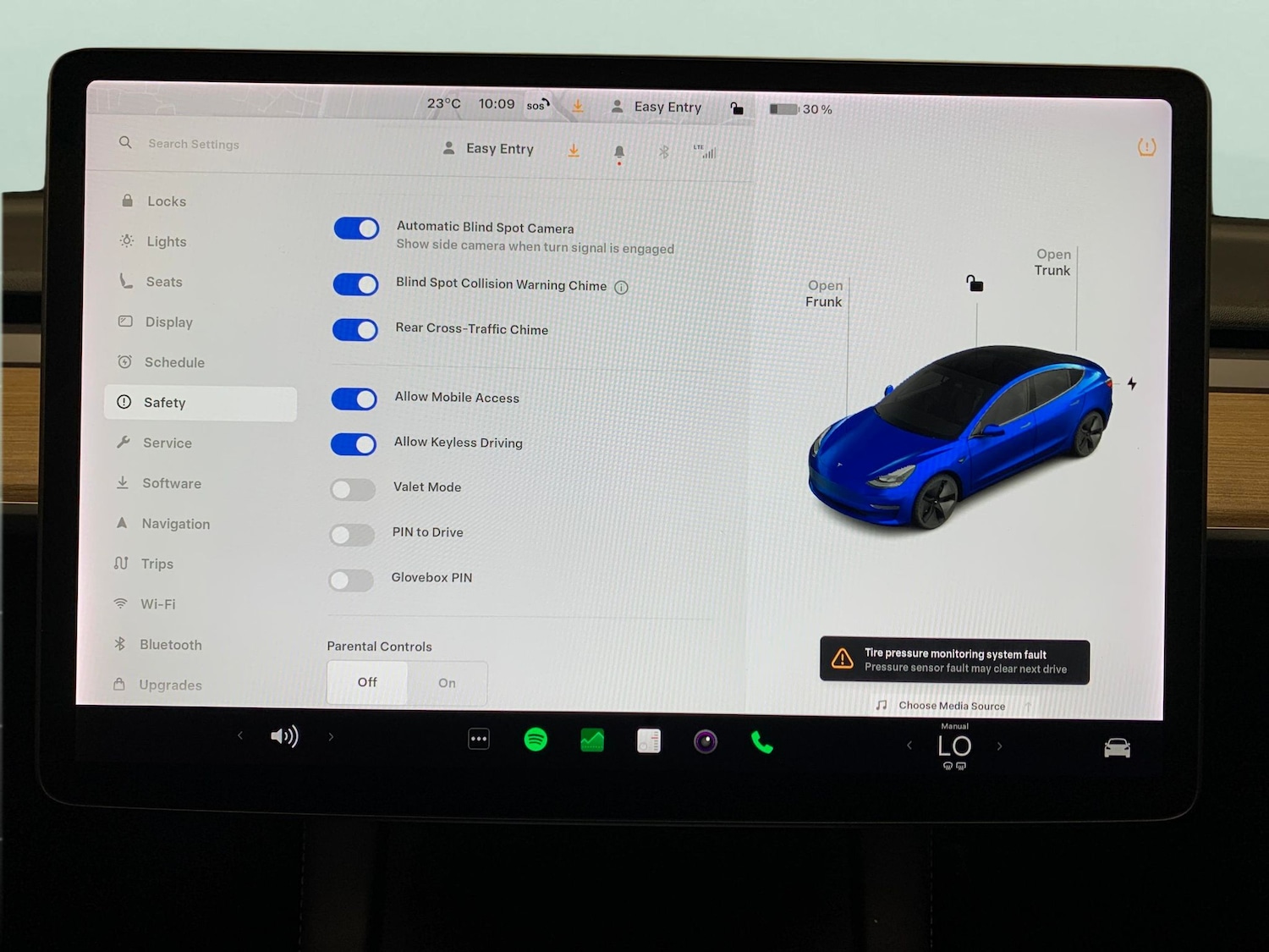 Used Tesla Model 3 2021 for sale - 76322786: Photo 22