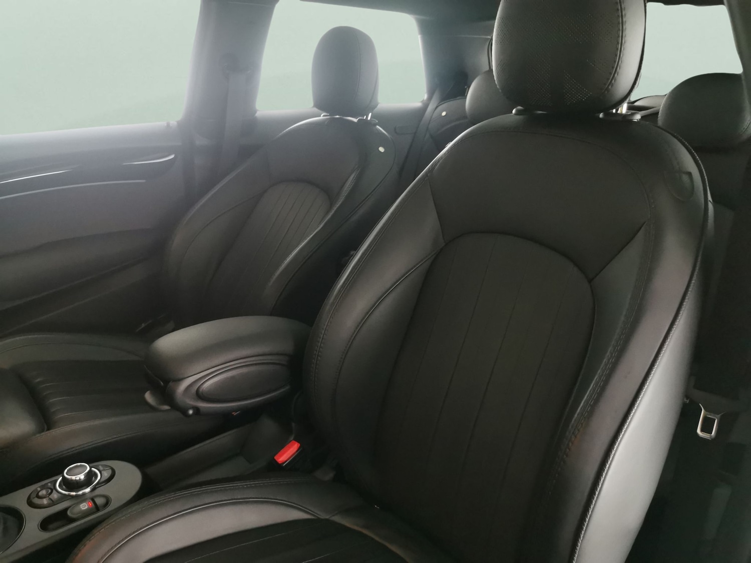 Used MINI Hatch 2022 for sale - 77034121: Photo 9