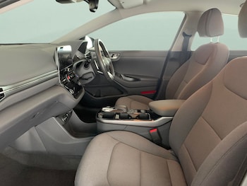 Used Hyundai IONIQ 2020 for sale - 76450145: Photo