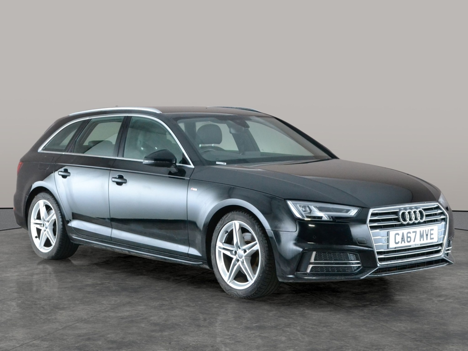 Used Audi A4 Avant 2018 for sale - 76984444: Photo 8