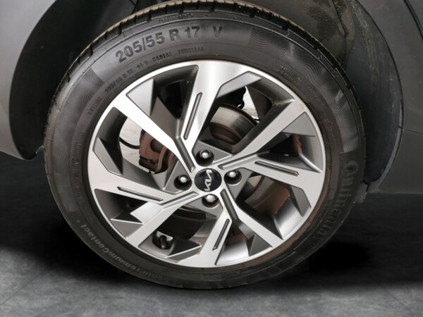 Used Kia Stonic 2021 for sale - 76222296: Photo 34