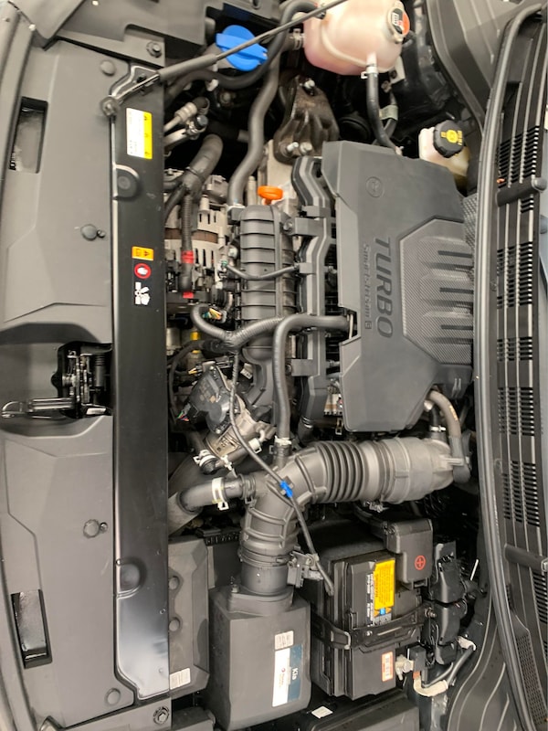 Used Kia Stonic 2021 for sale - 76222296: Photo 43
