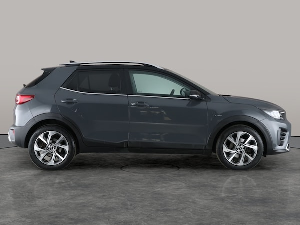 Used Kia Stonic 2021 for sale - 76222296: Photo 9
