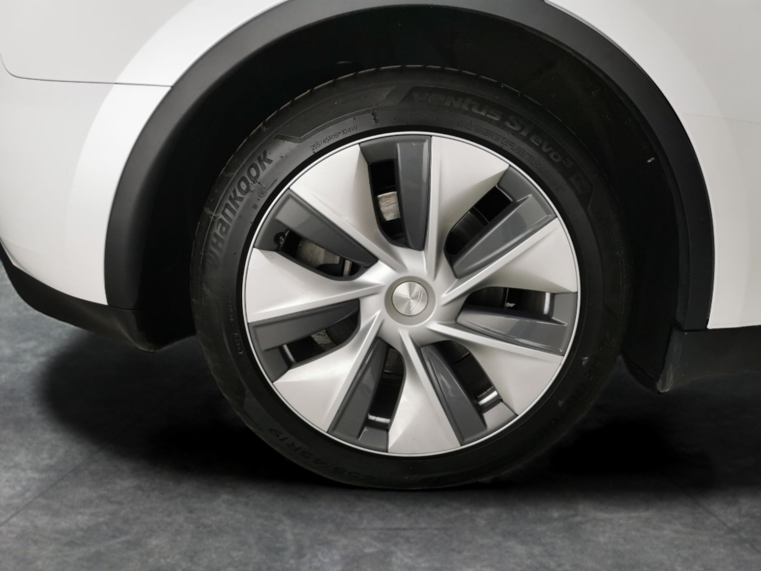 Used Tesla Model Y 2023 for sale - 76935184: Photo 29