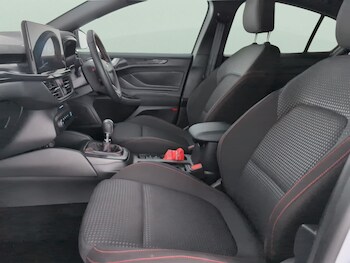 Used Ford Focus 2023 for sale - 75865076: Photo