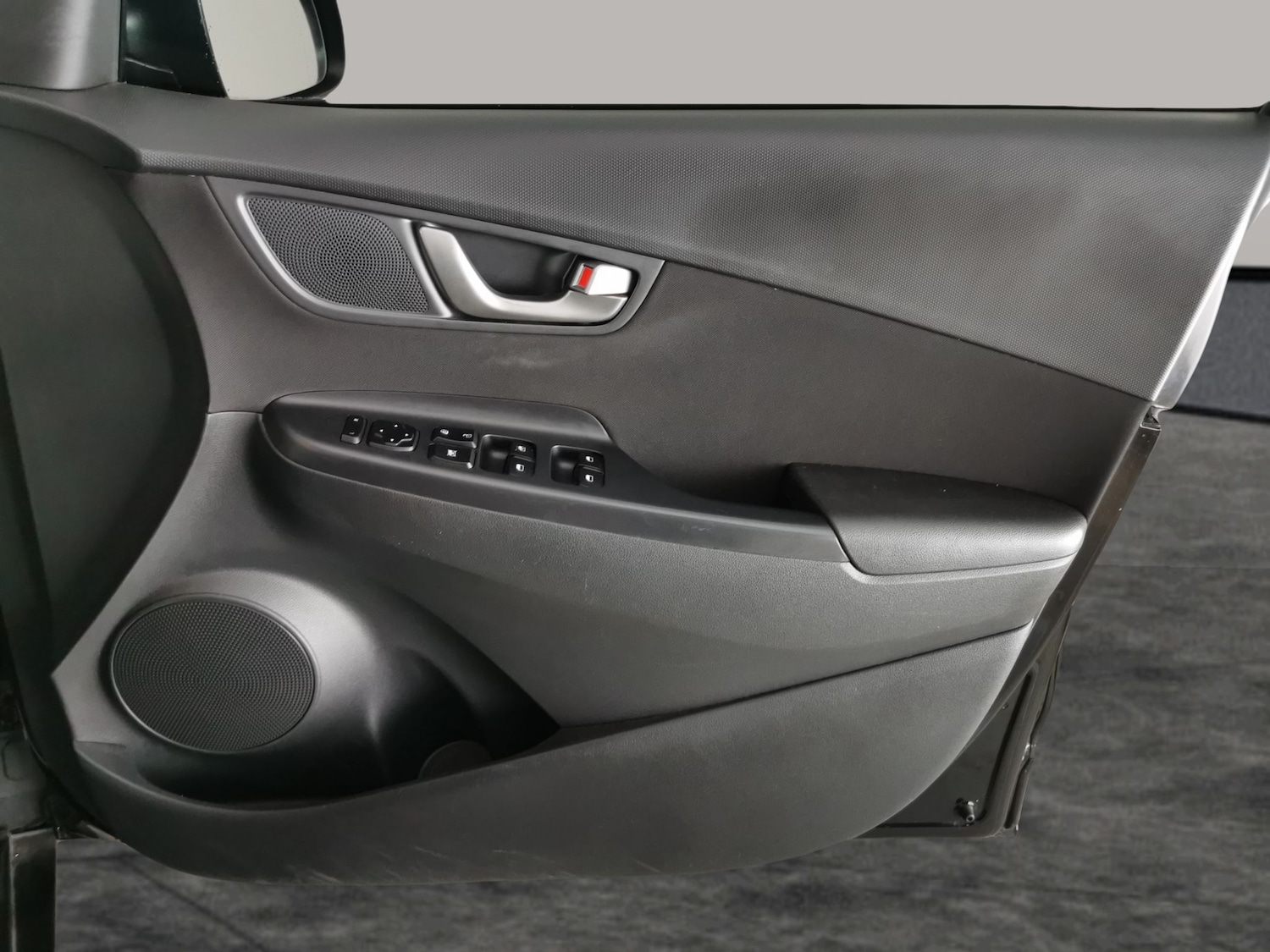 Used Hyundai KONA 2018 for sale - 76636256: Photo 30