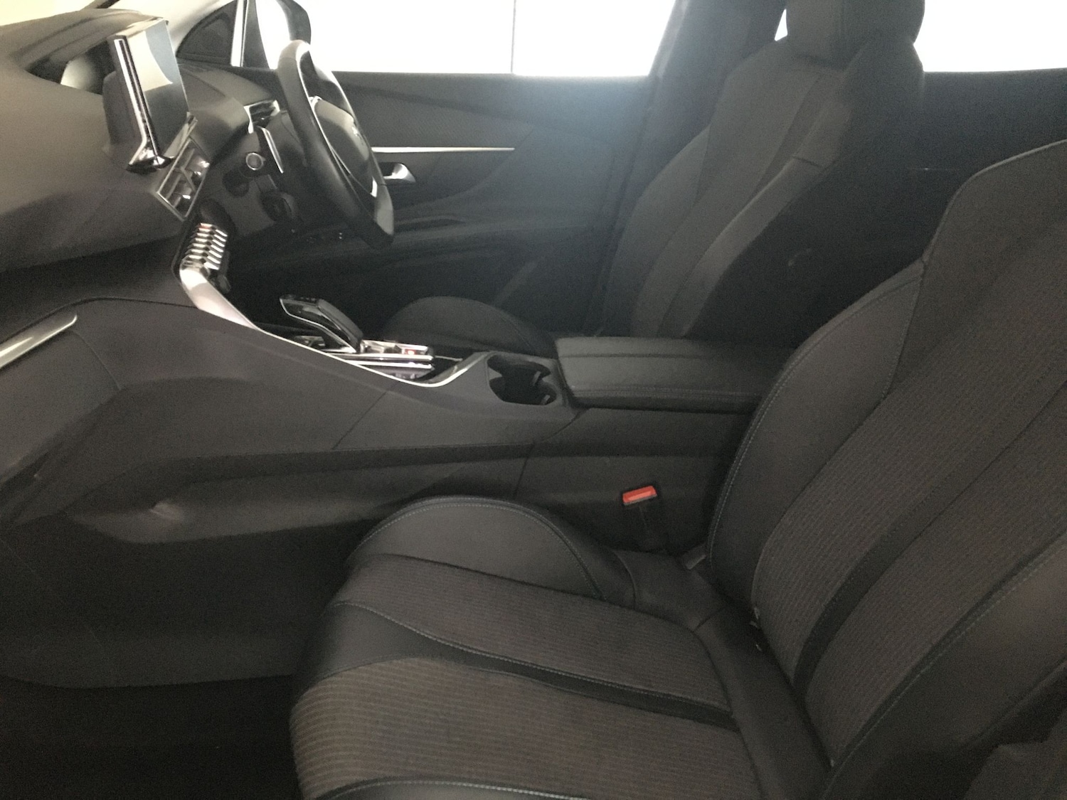 Used Peugeot 3008 2021 for sale - 76670070: Photo 4