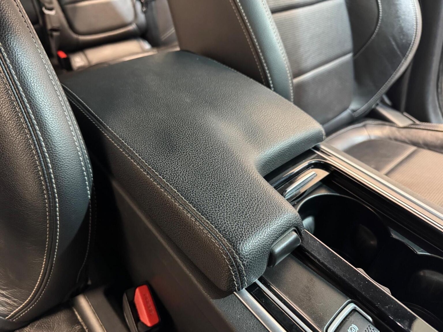 Used Jaguar XF 2016 for sale - 77796903: Photo 34