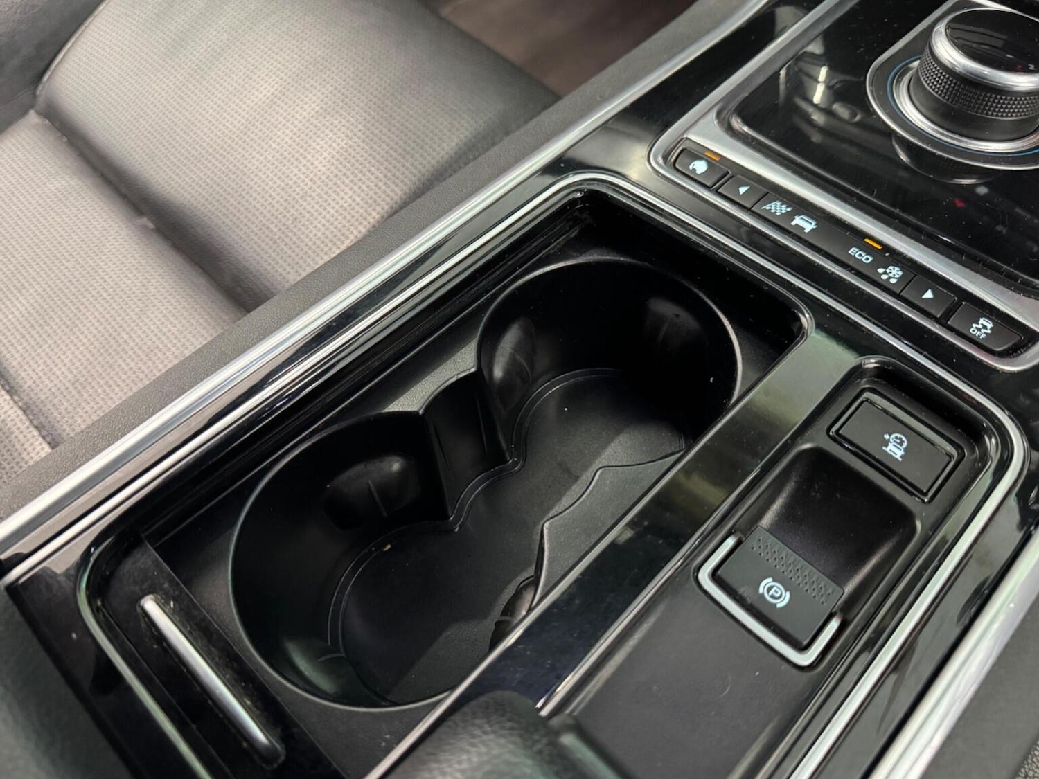 Used Jaguar XF 2016 for sale - 77796903: Photo 38