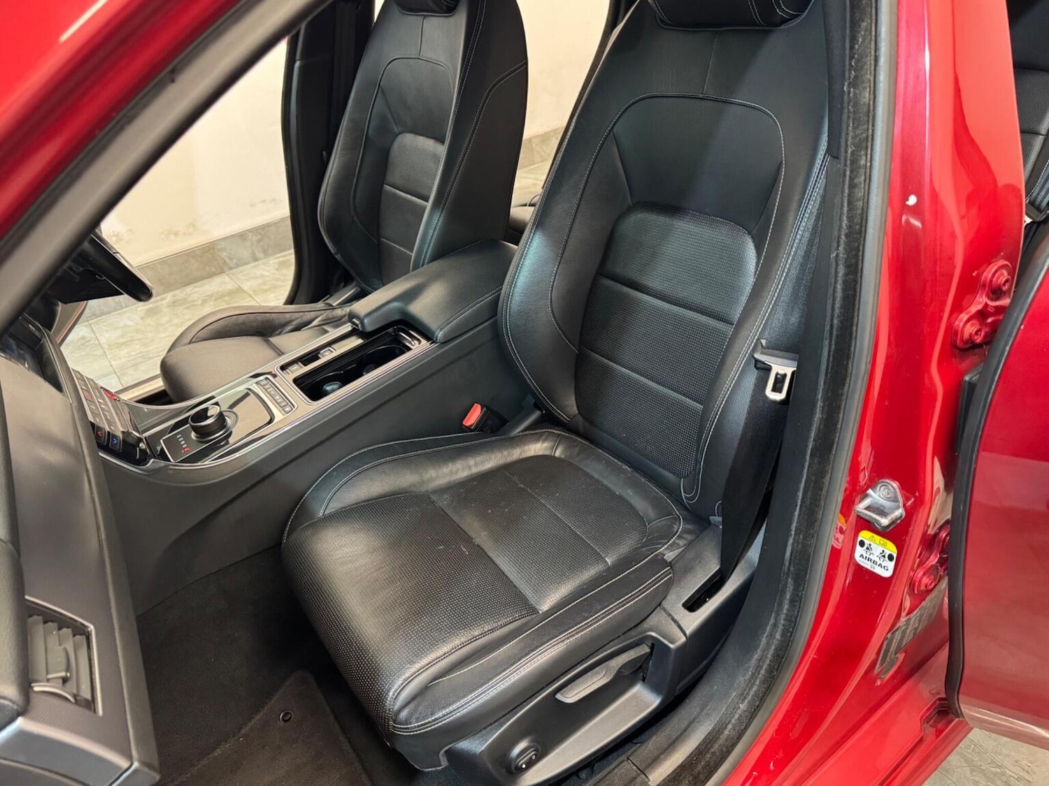 Used Jaguar XF 2016 for sale - 77796903: Photo 39