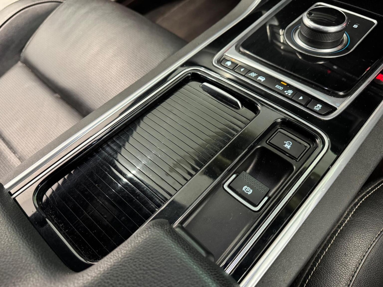 Used Jaguar XF 2016 for sale - 77796903: Photo 49