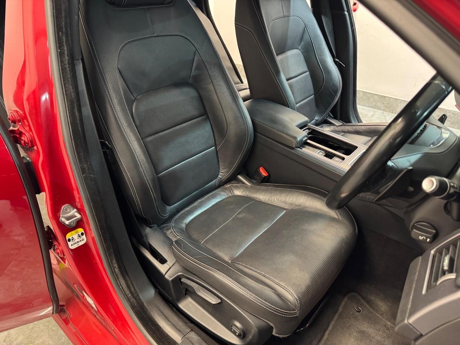 Used Jaguar XF 2016 for sale - 77796903: Photo 51