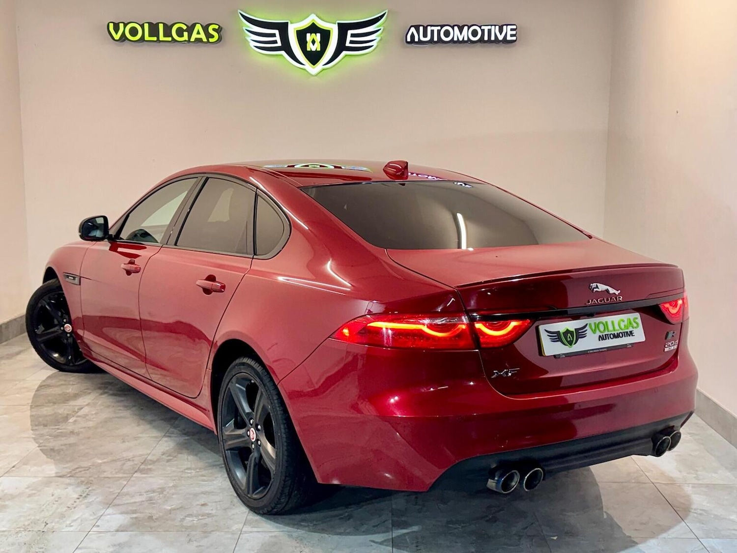 Used Jaguar XF 2016 for sale - 77796903: Photo 9