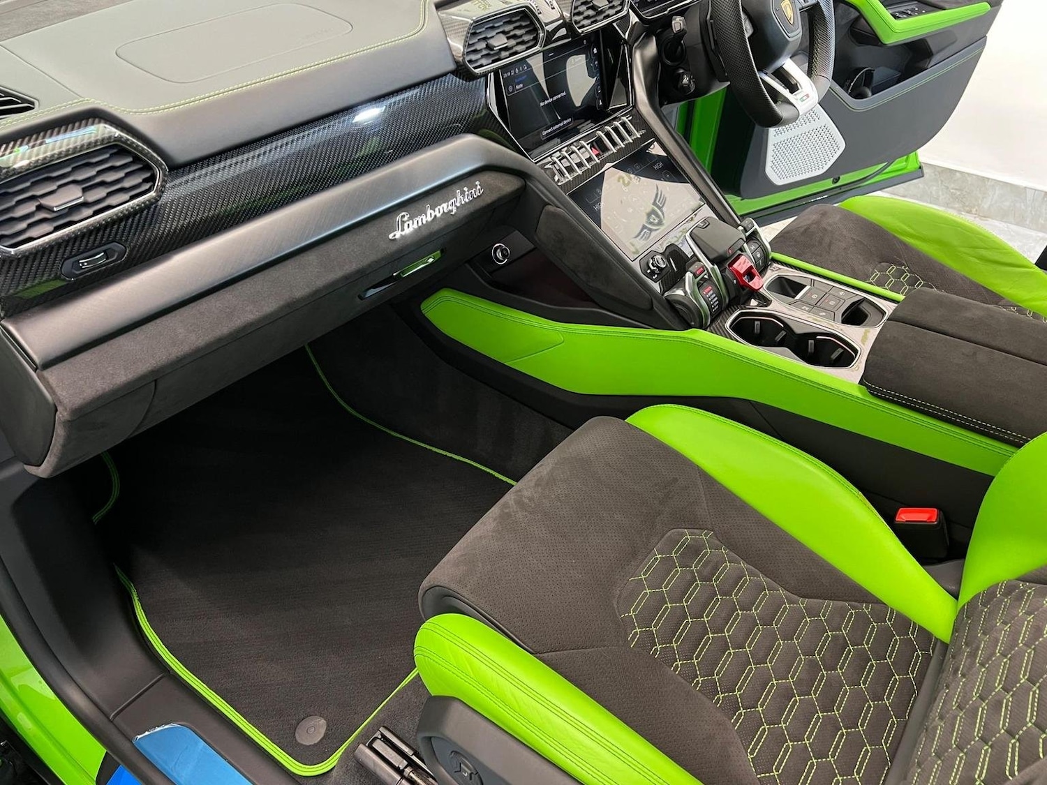 Used Lamborghini Urus 2022 for sale - 77063498: Photo 40