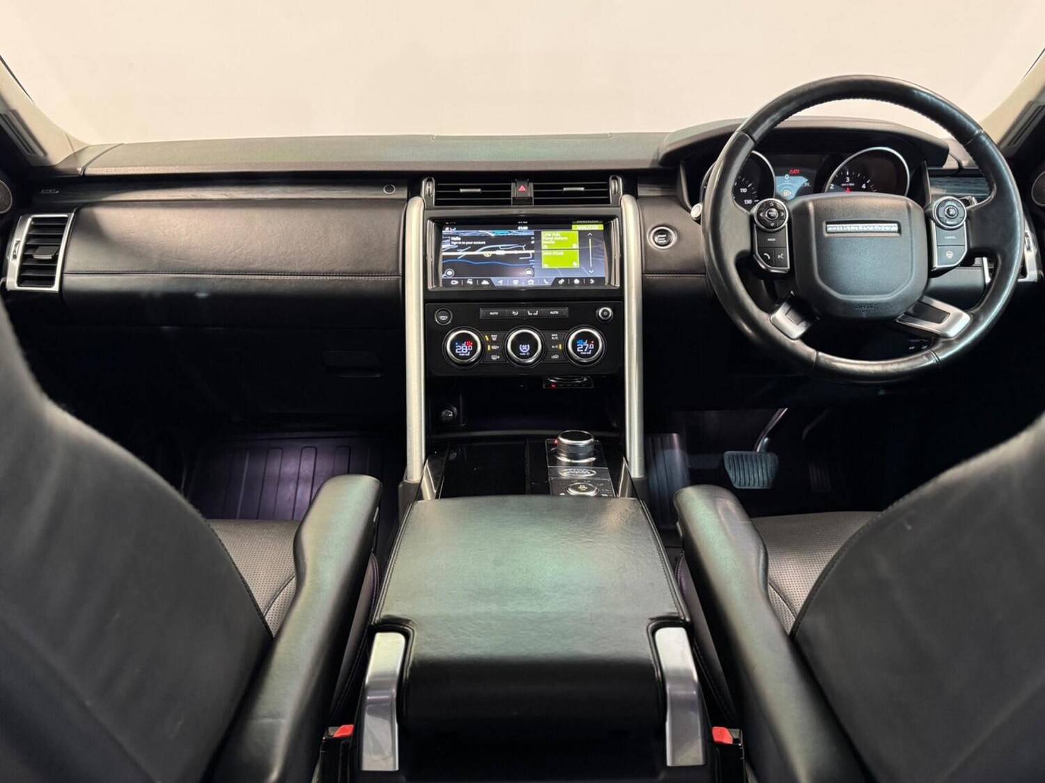 Used Land Rover Discovery 2017 for sale - 77915705: Photo 12