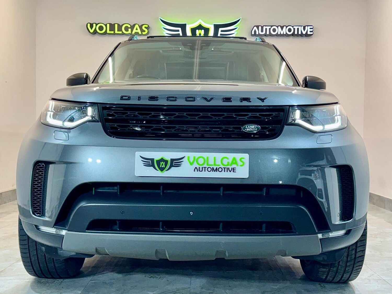 Used Land Rover Discovery 2017 for sale - 77915705: Photo 14