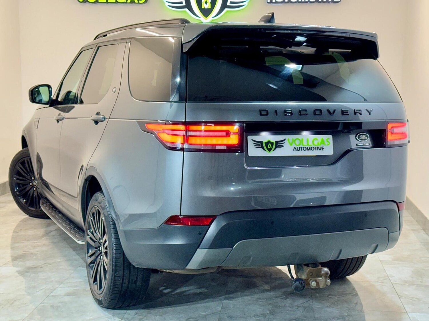 Used Land Rover Discovery 2017 for sale - 77915705: Photo 16