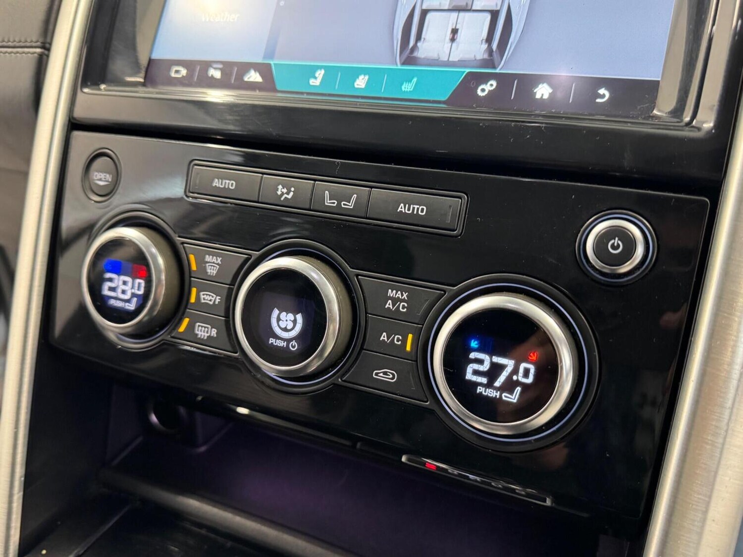 Used Land Rover Discovery 2017 for sale - 77915705: Photo 41