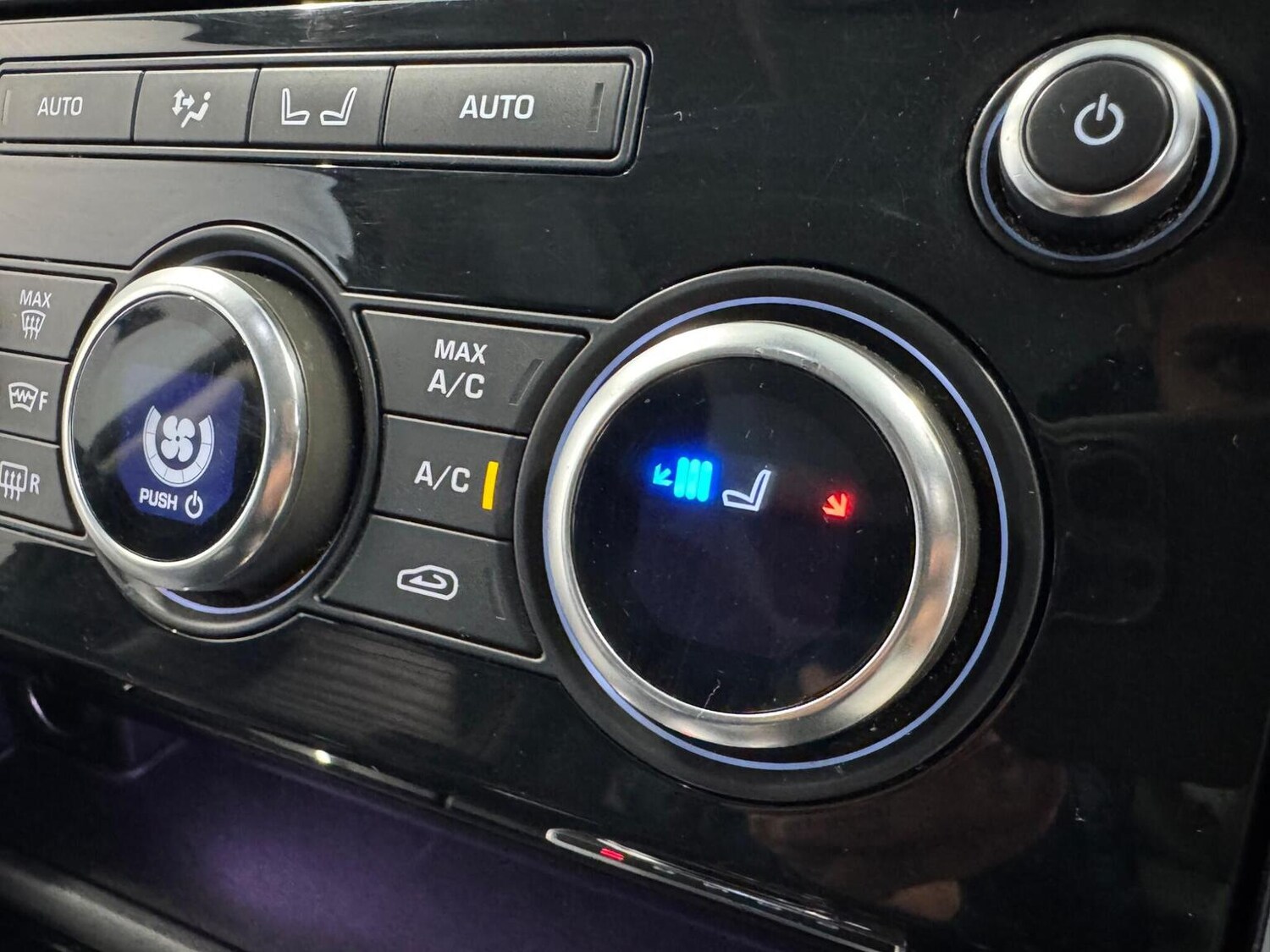 Used Land Rover Discovery 2017 for sale - 77915705: Photo 43