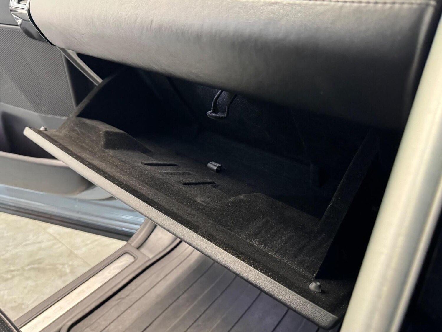 Used Land Rover Discovery 2017 for sale - 77915705: Photo 55