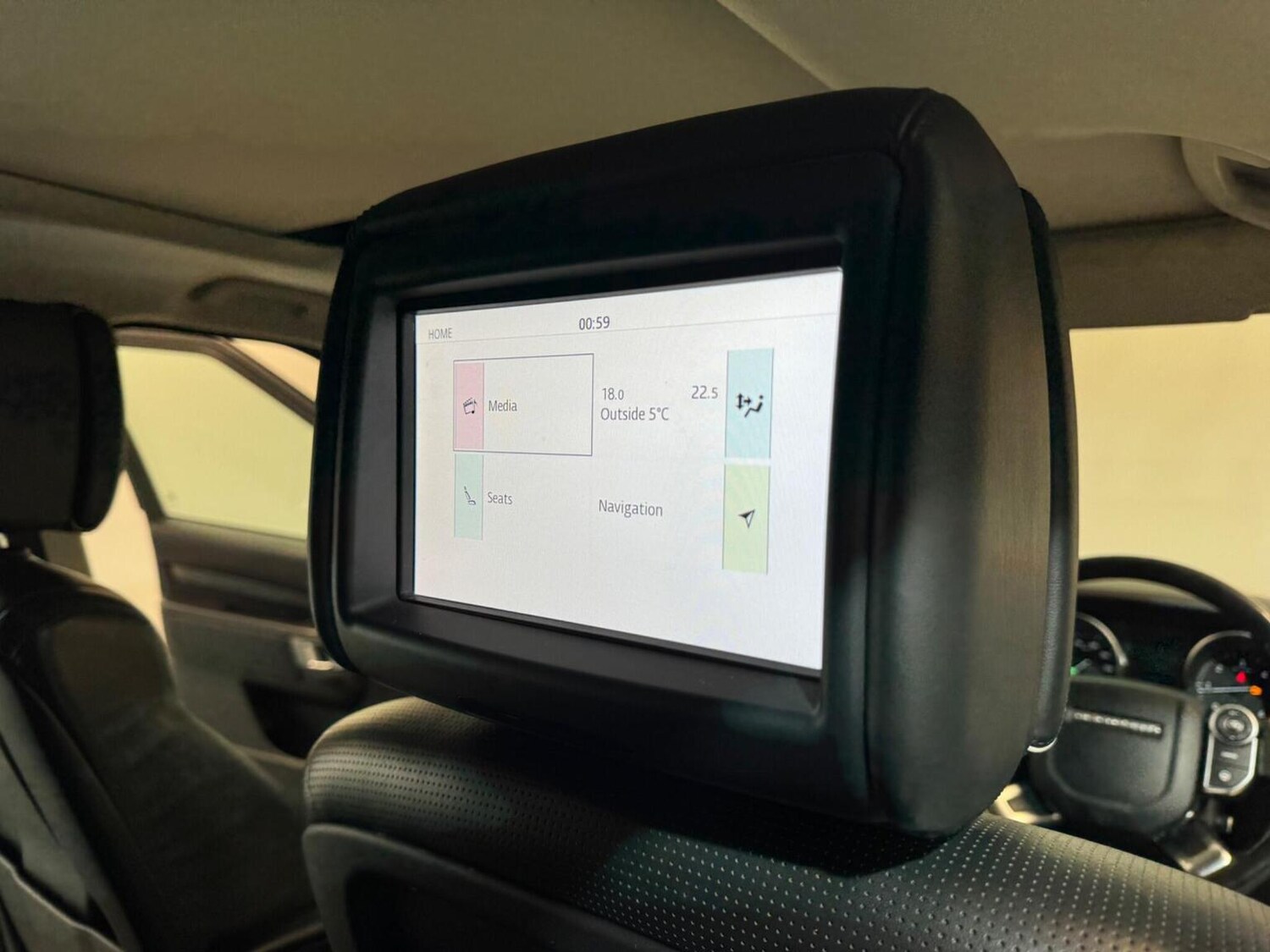 Used Land Rover Discovery 2017 for sale - 77915705: Photo 62