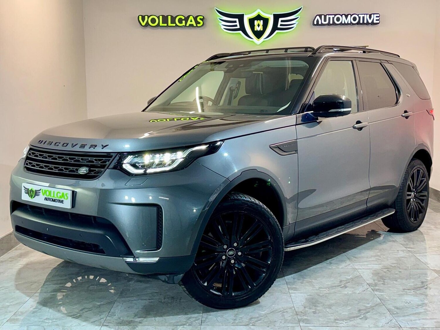Used Land Rover Discovery 2017 for sale - 77915705: Photo 8